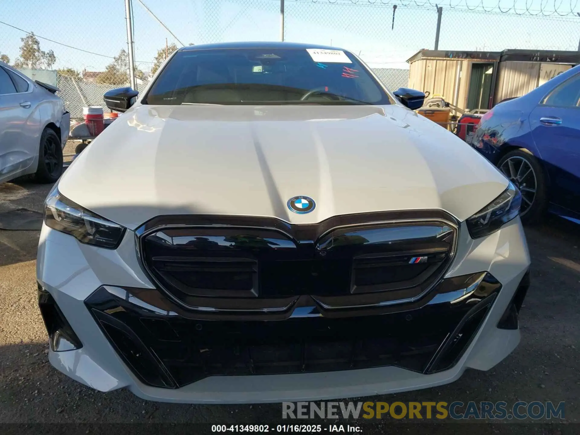 12 fotografías del automóvil dañado WBY43FK08RCP89095 BMW I5 2024