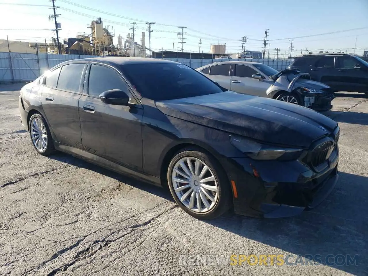 4 fotografías del automóvil dañado WBY33FK03RCR92861 BMW I5 EDRIVE 2024
