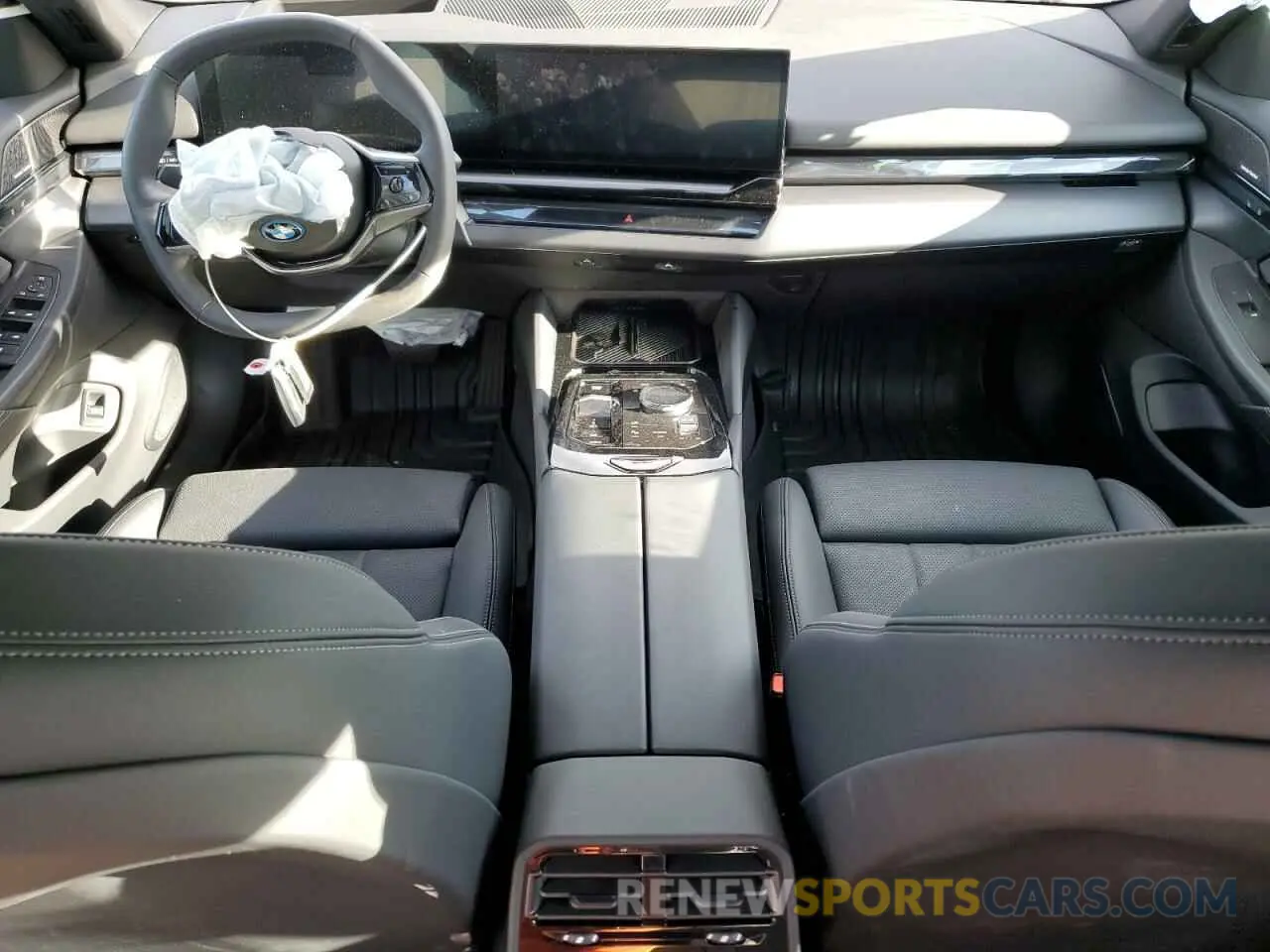 8 fotografías del automóvil dañado WBY33FK06RCR89436 BMW I5 EDRIVE 2024
