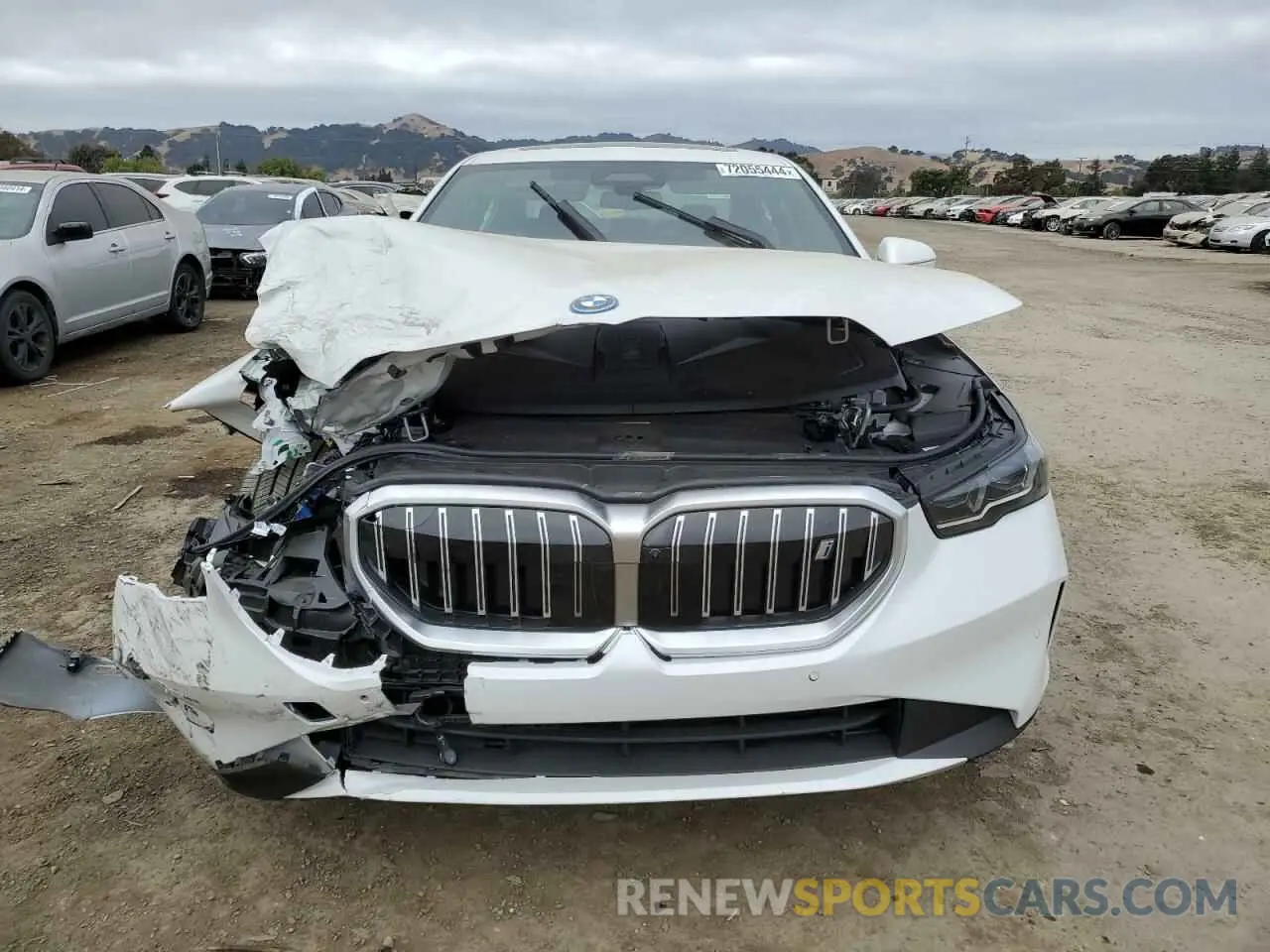 5 fotografías del automóvil dañado WBY33FK09RCR63560 BMW I5 EDRIVE 2024