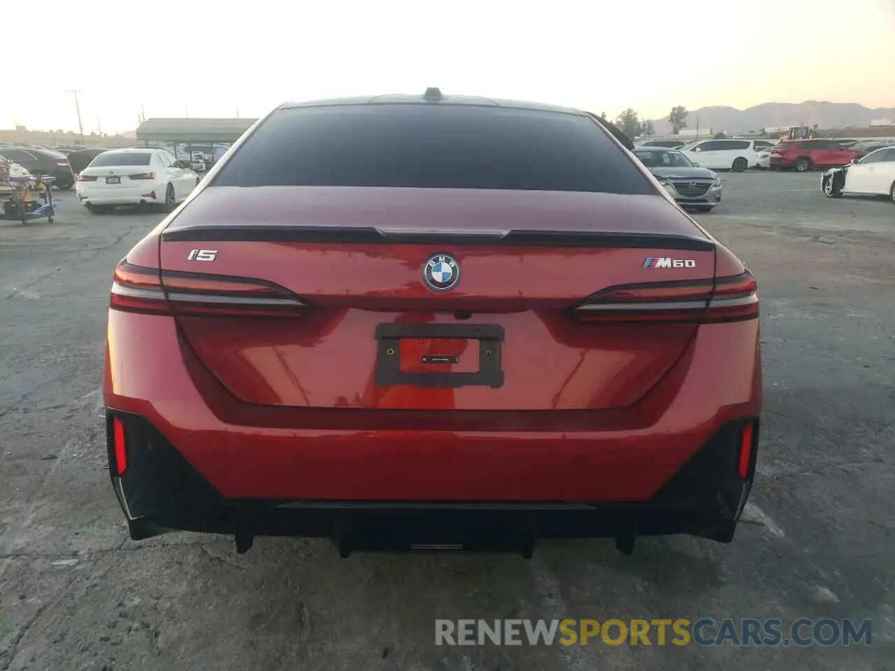 6 fotografías del automóvil dañado WBY43FK05RCR49269 BMW I5 M60 2024
