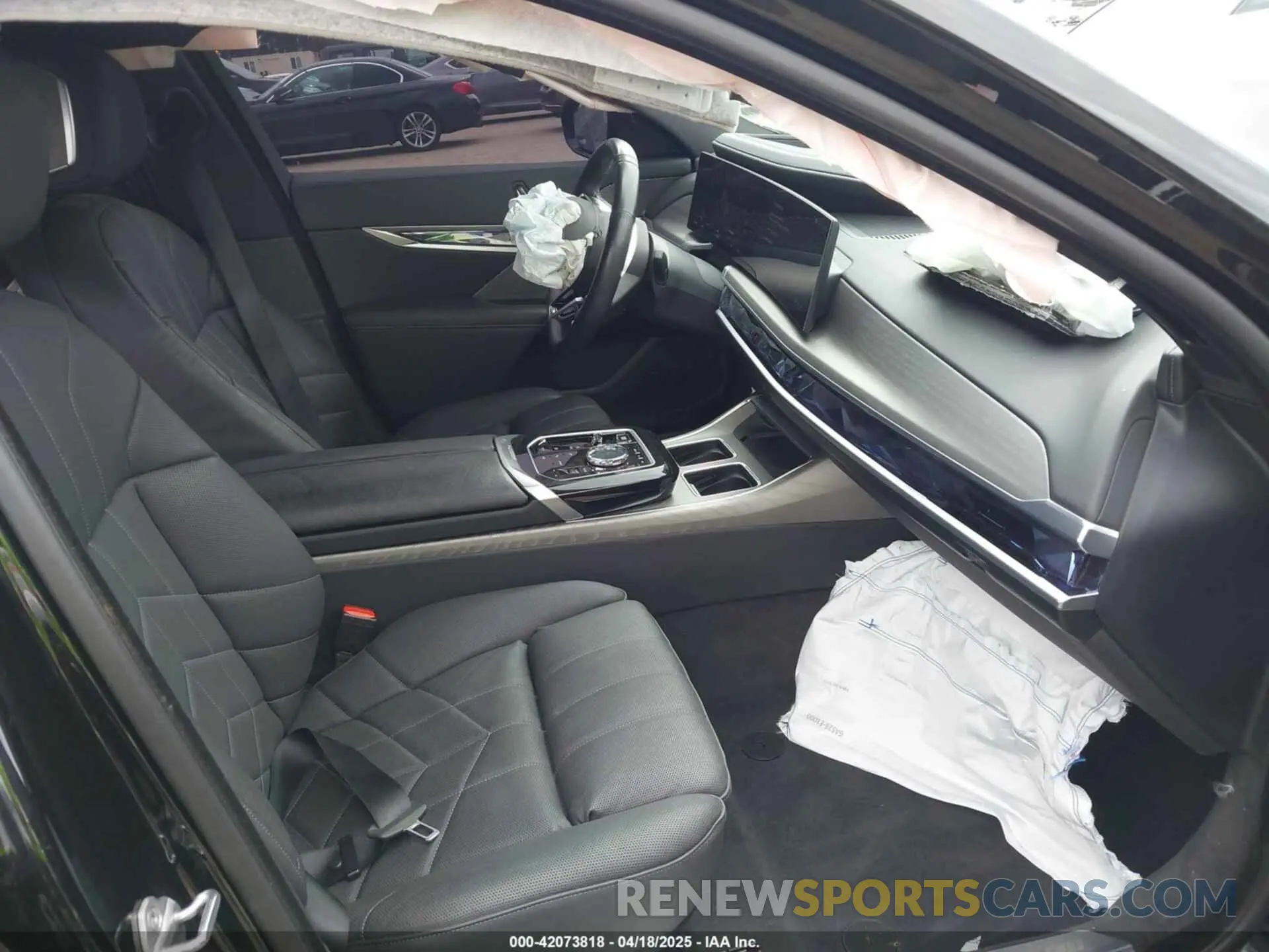 5 fotografías del automóvil dañado WBY43EJ06RCR75472 BMW I7 2024