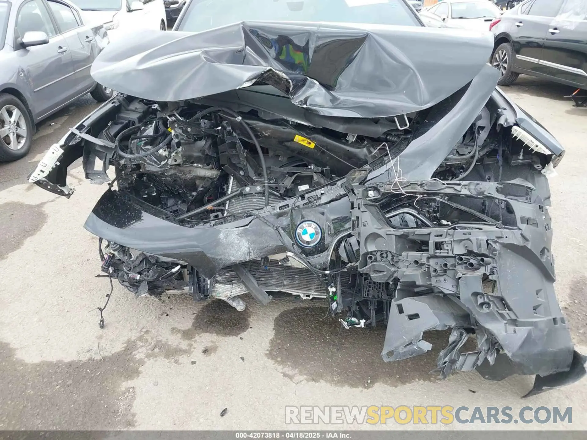 6 fotografías del automóvil dañado WBY43EJ06RCR75472 BMW I7 2024