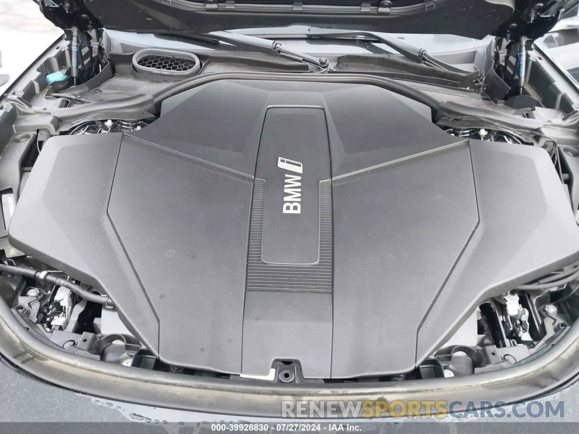 10 fotografías del automóvil dañado WBY43EJ09RCR48122 BMW I7 2024