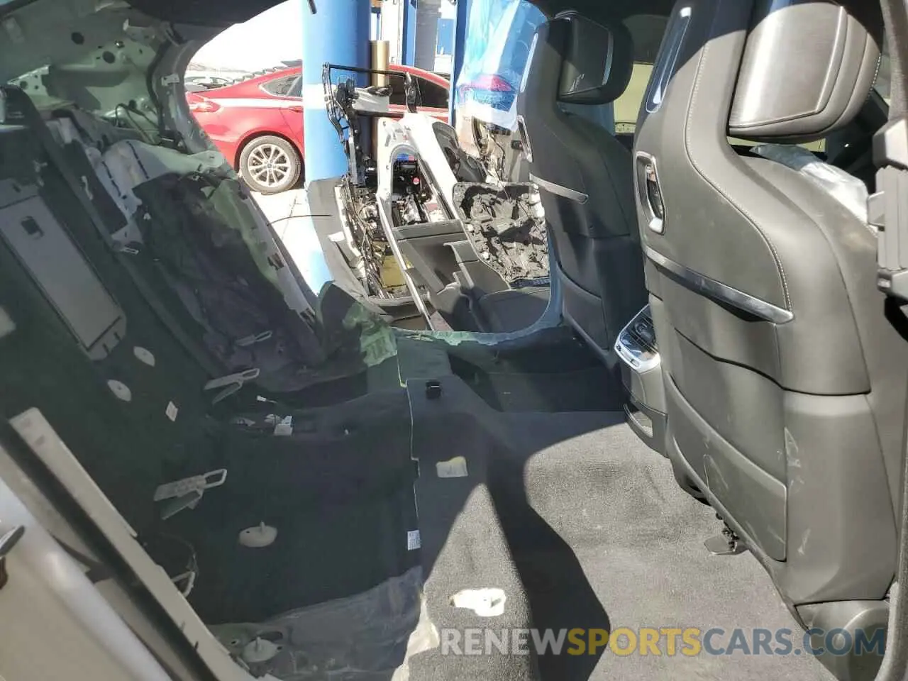 10 fotografías del automóvil dañado WBY43EJ06RCR45999 BMW I7 EDRIVE5 2024