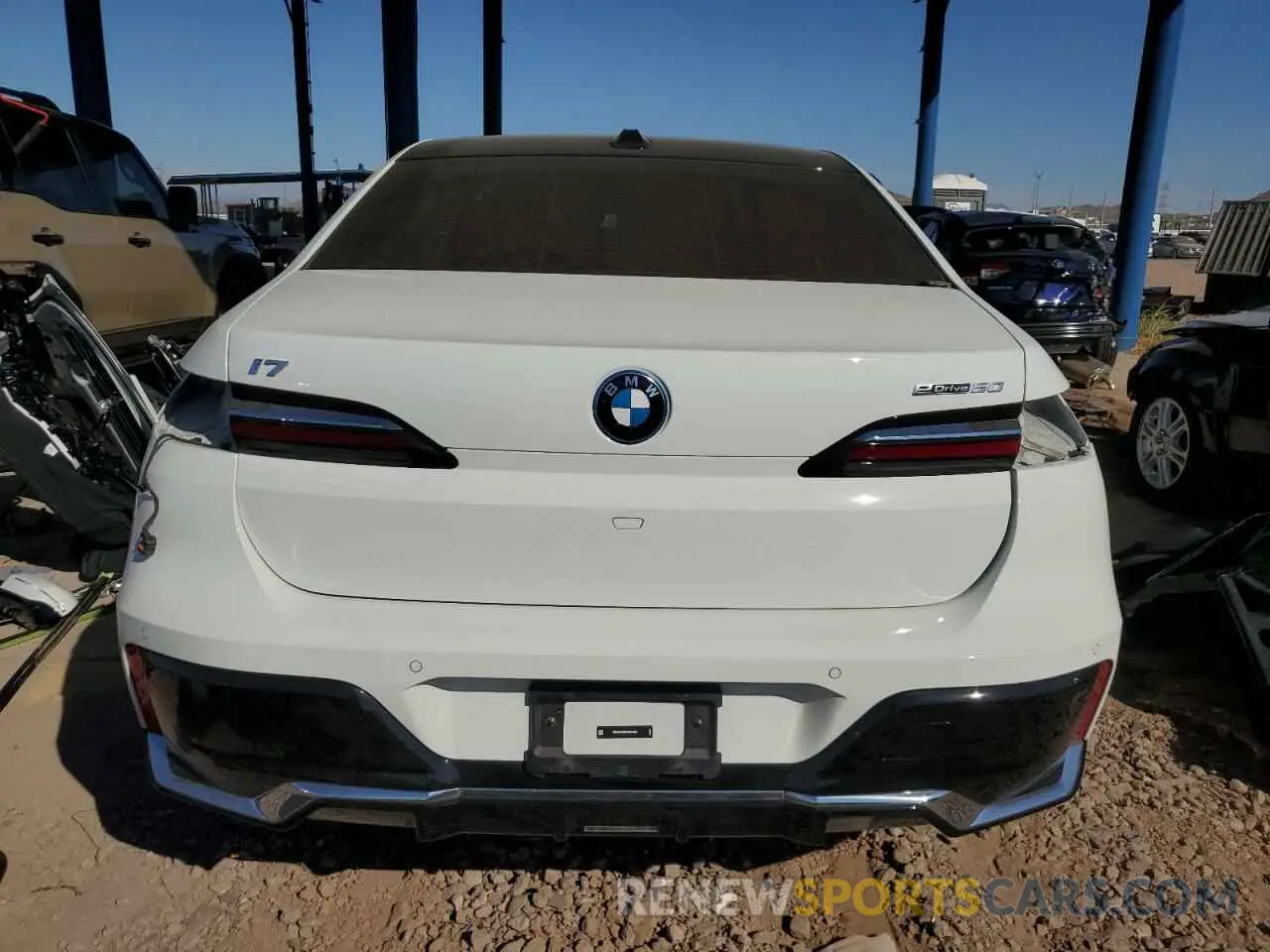 6 fotografías del automóvil dañado WBY43EJ06RCR45999 BMW I7 EDRIVE5 2024