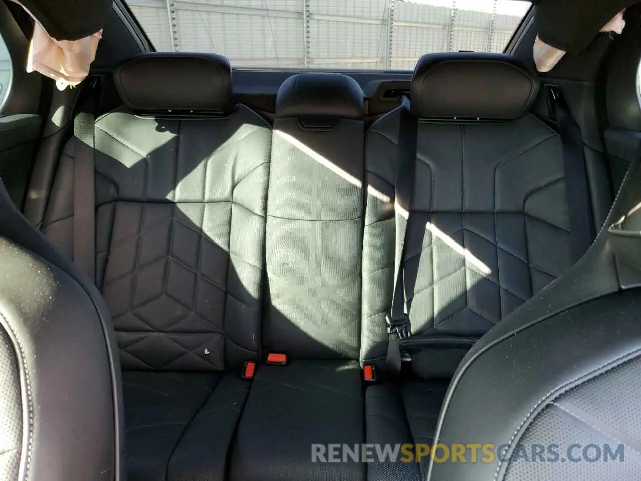 10 fotografías del automóvil dañado WBY43EJ09RCP90865 BMW I7 EDRIVE5 2024