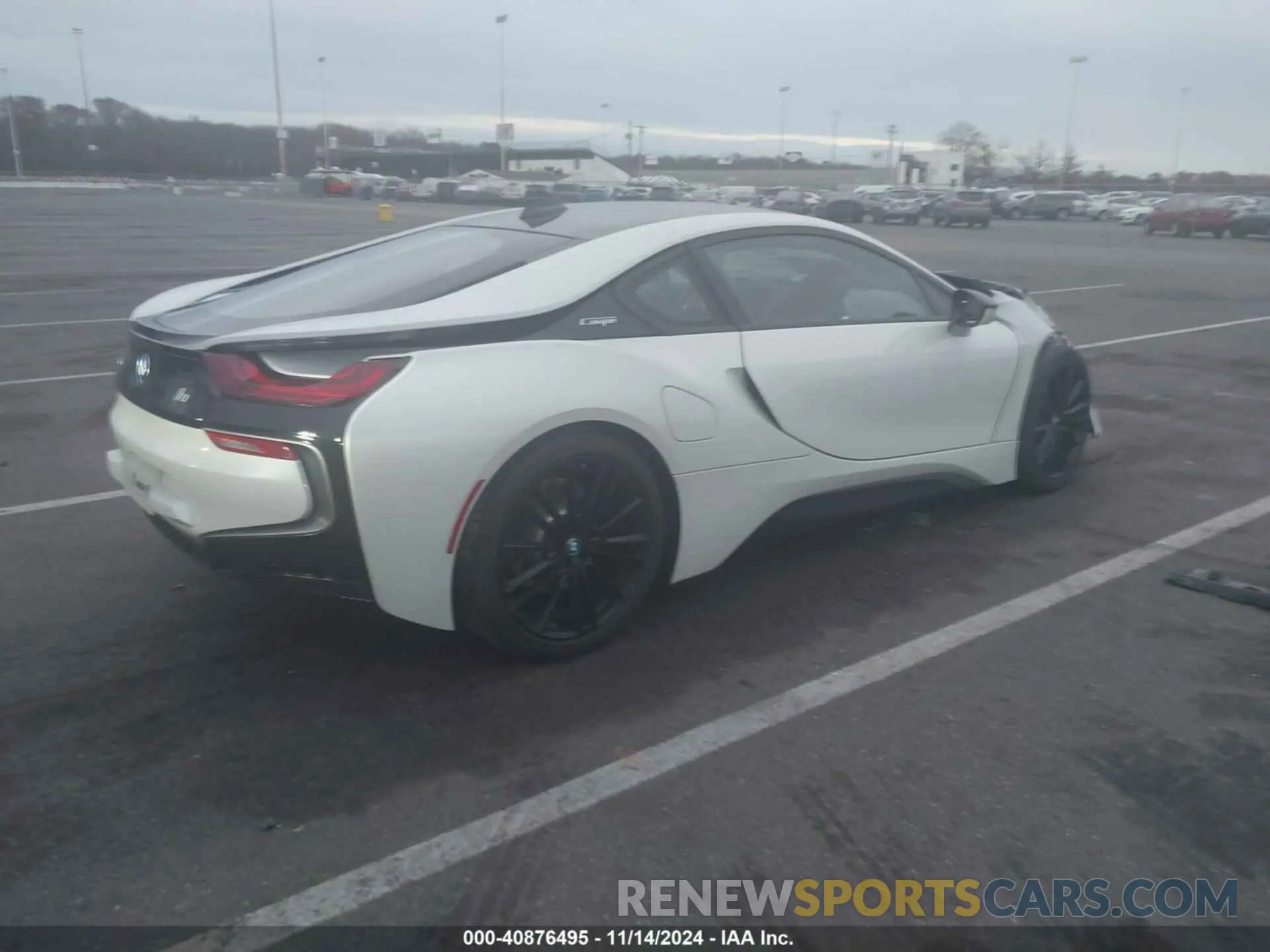 4 fotografías del automóvil dañado WBY2Z4C57KVB81876 BMW I8 2019
