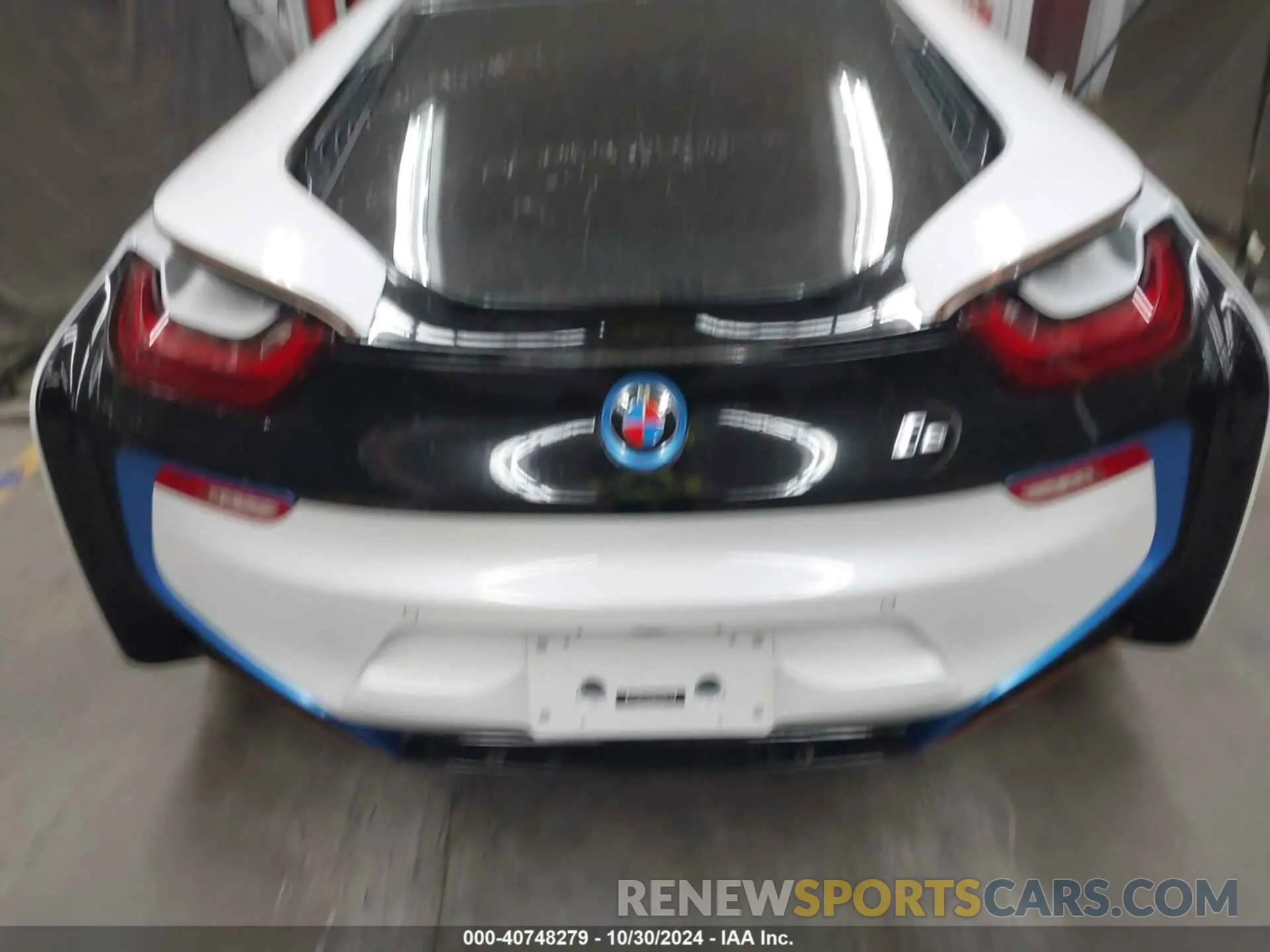 16 fotografías del automóvil dañado WBY2Z4C58K7D65728 BMW I8 2019