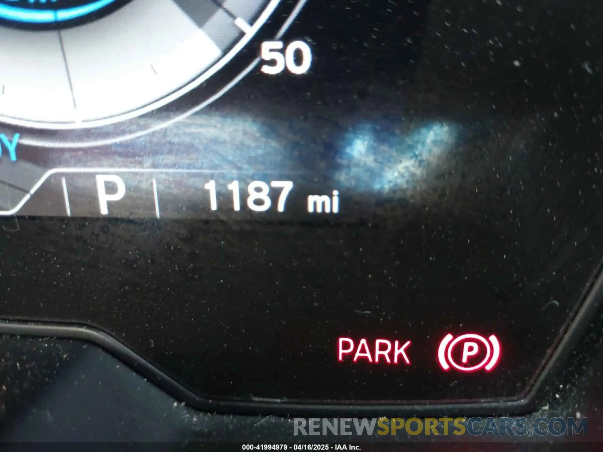 15 fotografías del automóvil dañado WBY2Z6C52KVG98174 BMW I8 2019