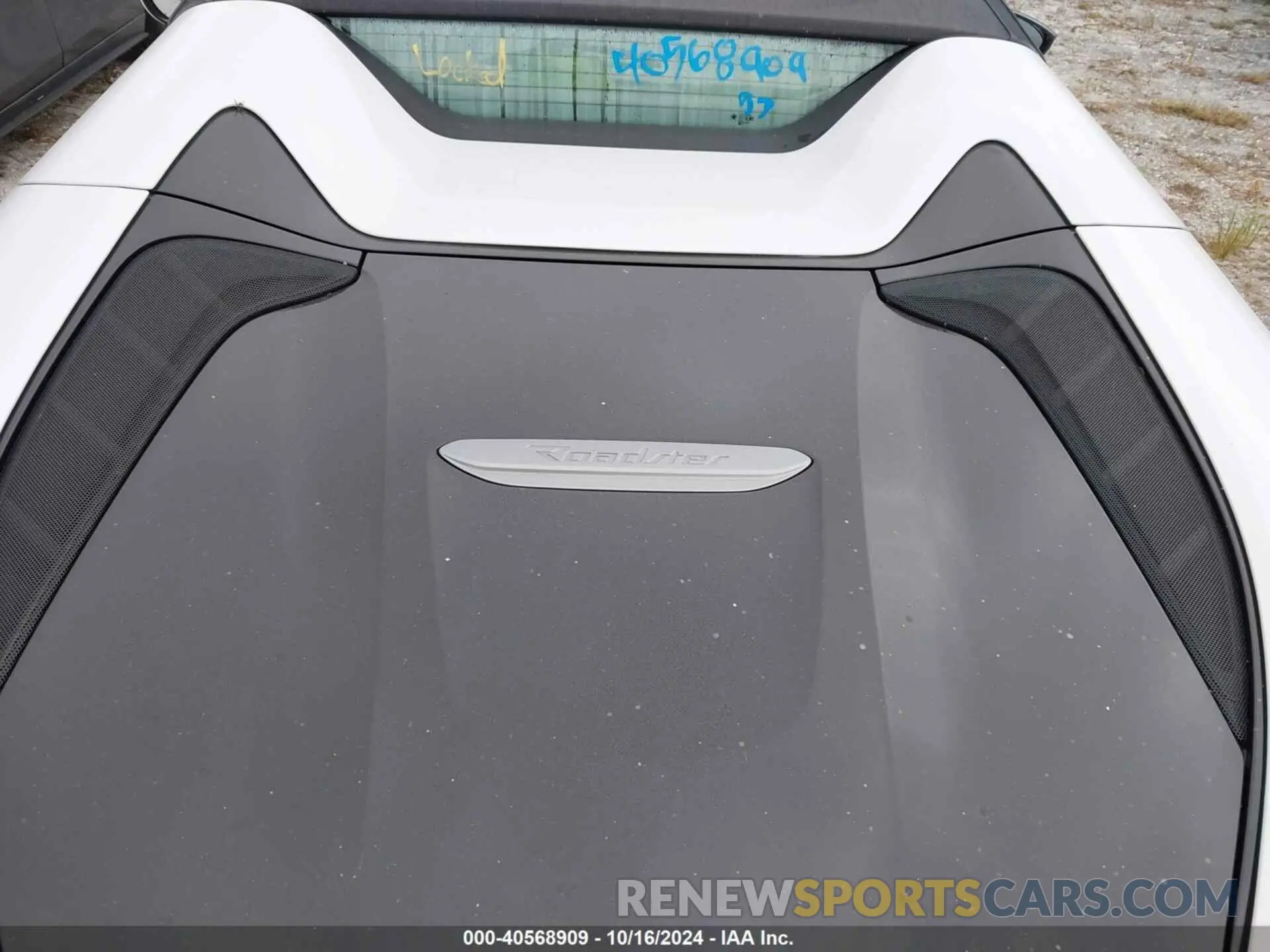 10 fotografías del automóvil dañado WBY2Z6C59K7D70223 BMW I8 2019