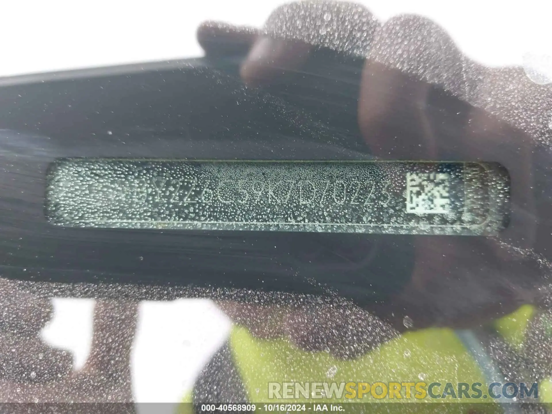 9 fotografías del automóvil dañado WBY2Z6C59K7D70223 BMW I8 2019