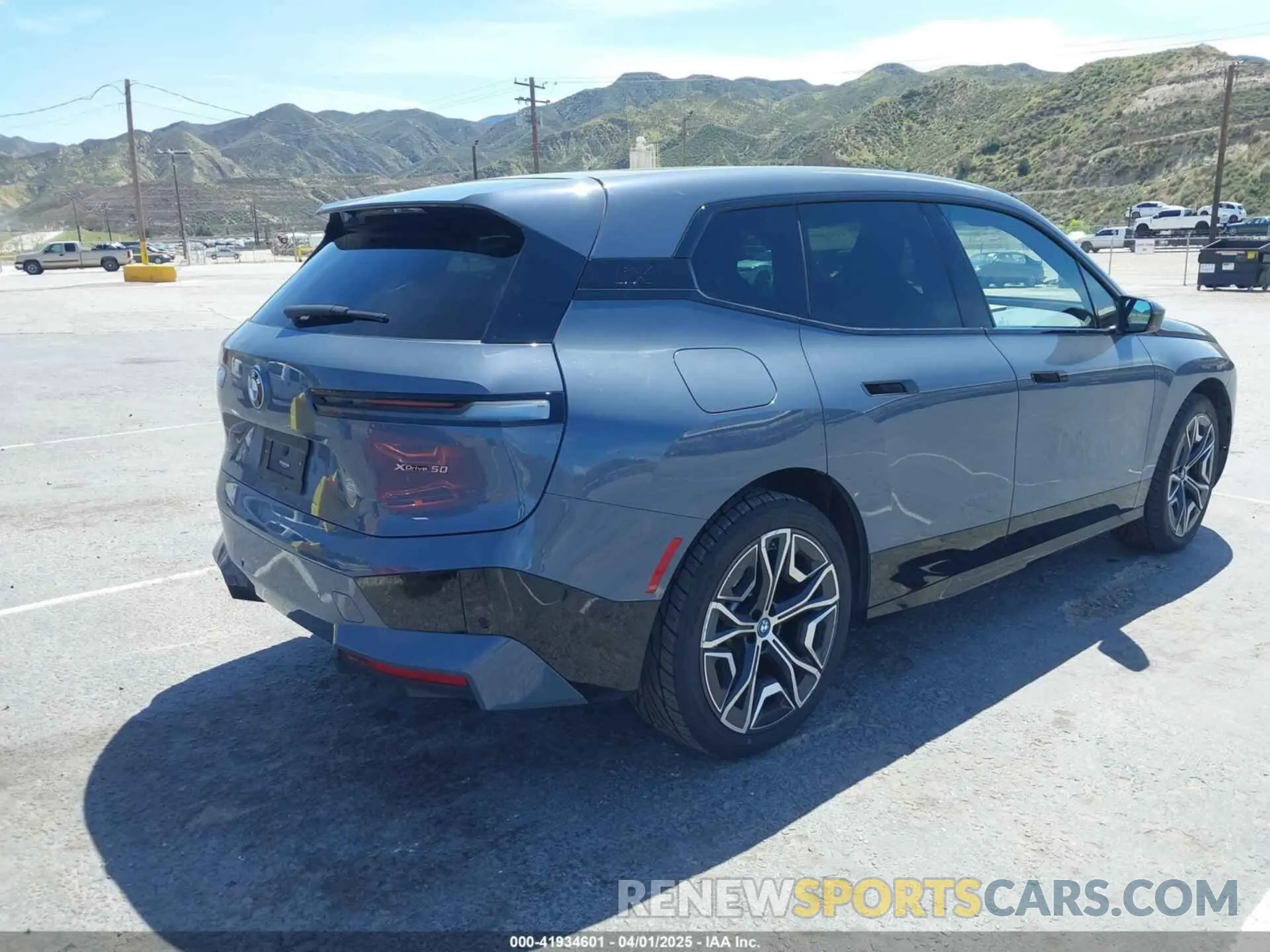 4 fotografías del automóvil dañado WB523CF00PCL77859 BMW IX 2023