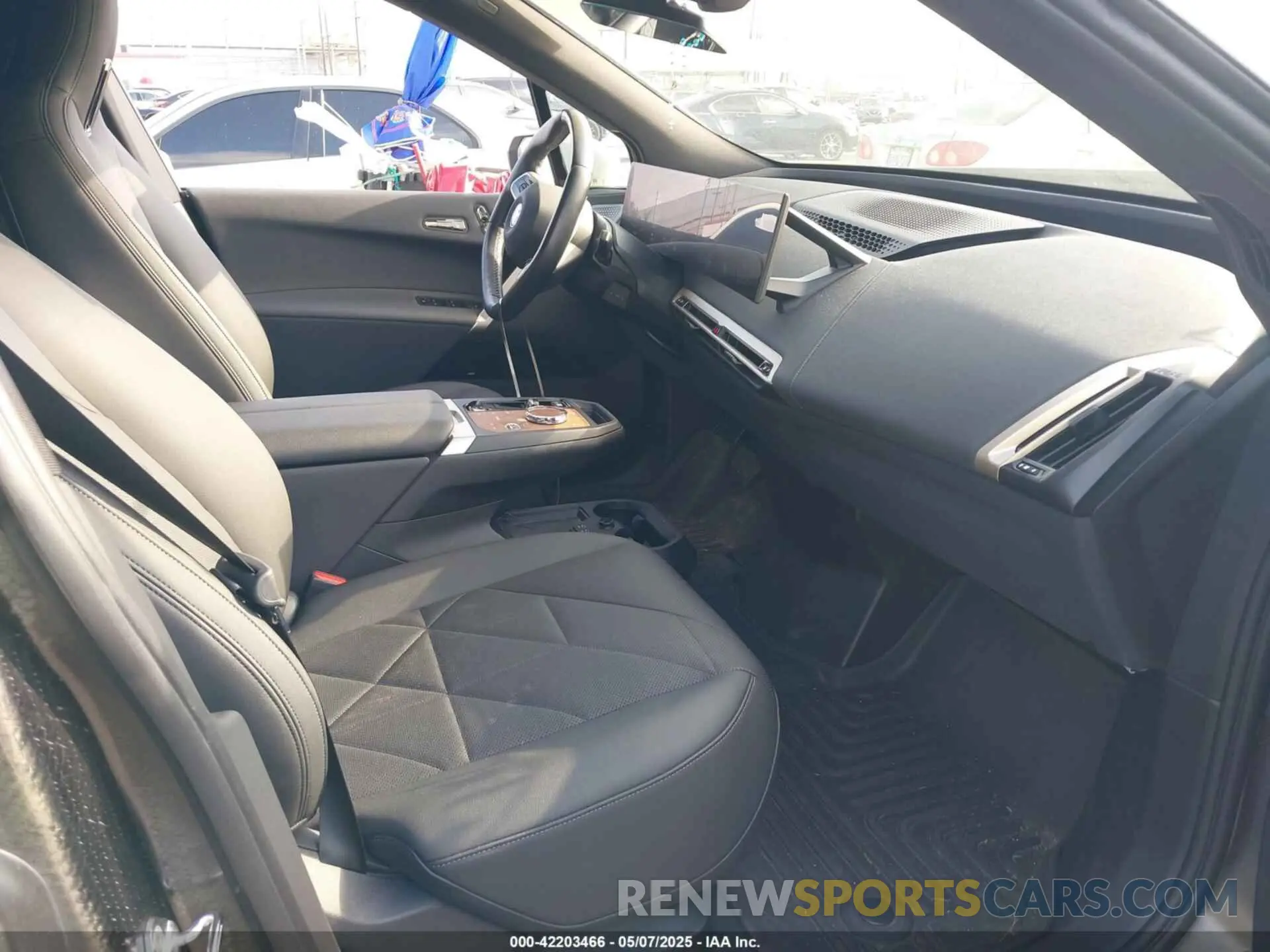 5 fotografías del automóvil dañado WB533CF02PCM67096 BMW IX 2023