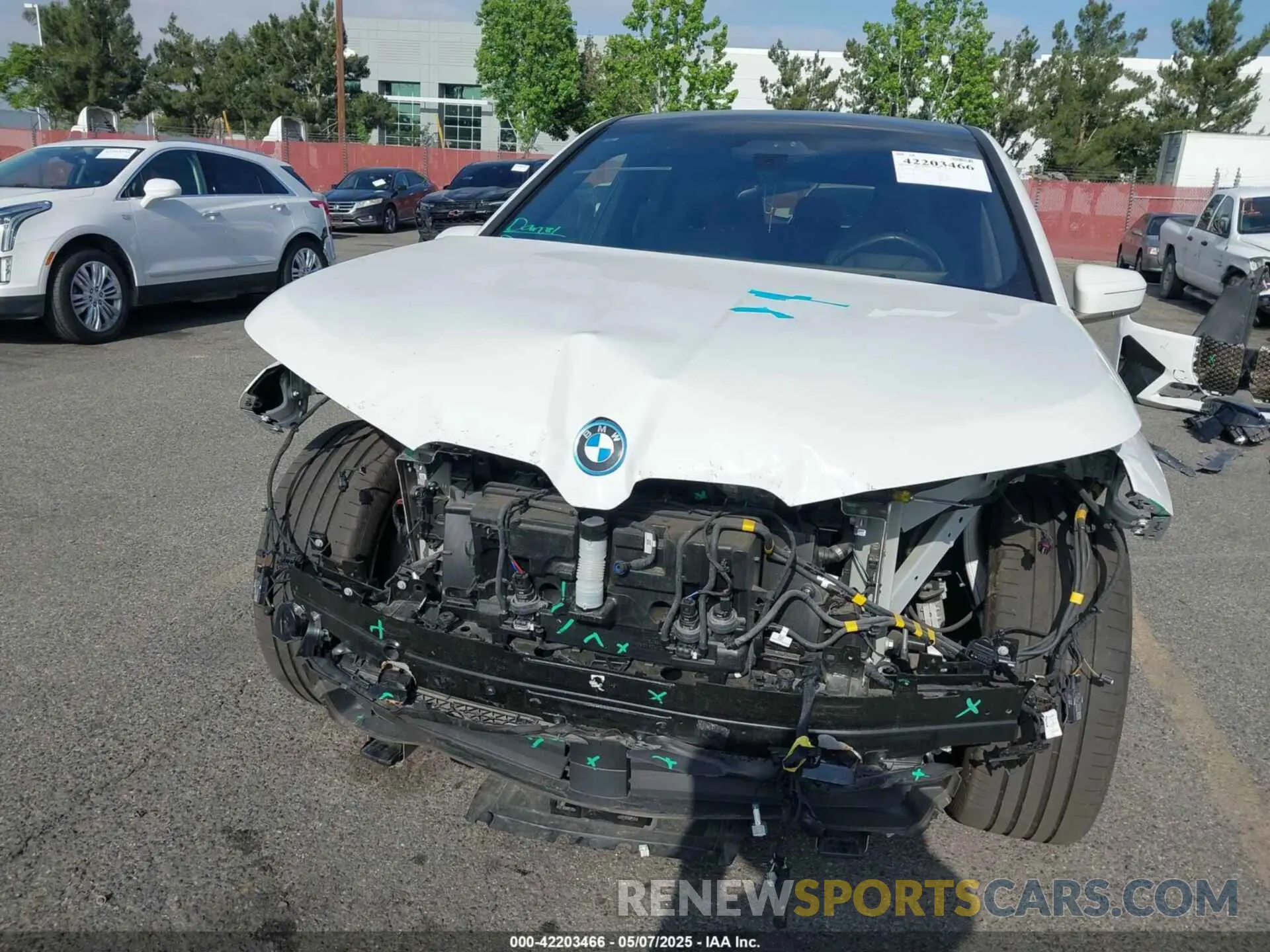 6 fotografías del automóvil dañado WB533CF02PCM67096 BMW IX 2023