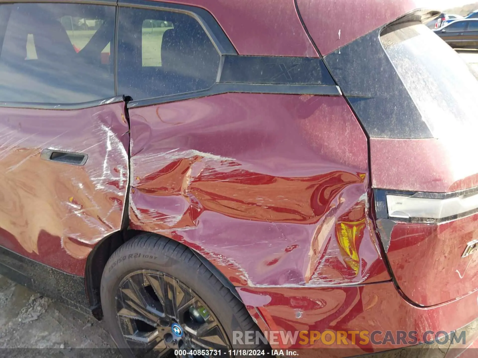 19 fotografías del automóvil dañado WB533CF07PCK62700 BMW IX 2023