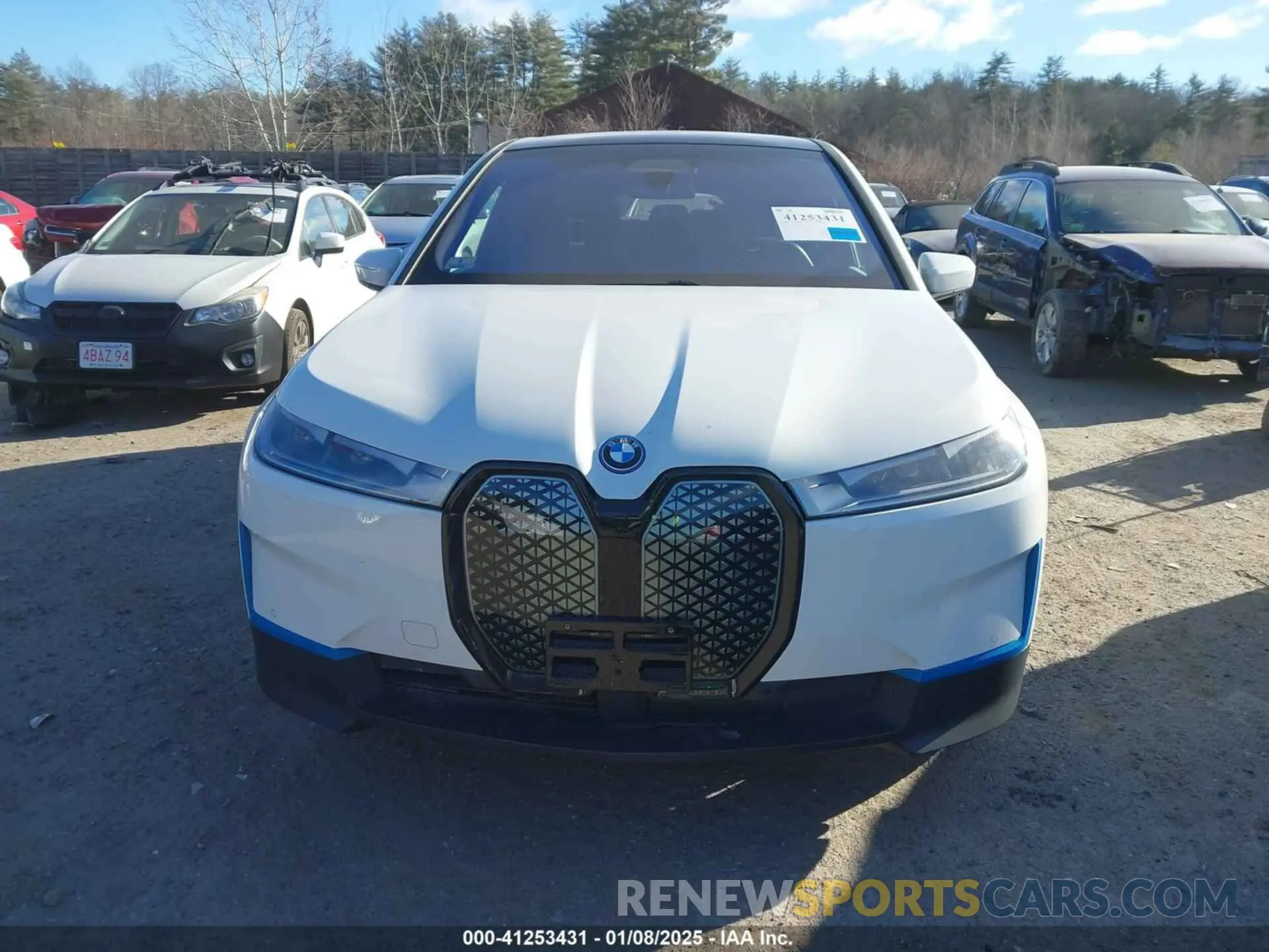 13 fotografías del automóvil dañado WB523CF04RCN65237 BMW IX 2024