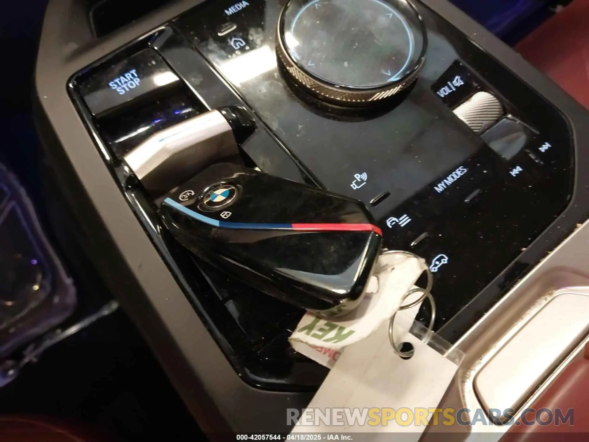 11 fotografías del automóvil dañado WB533CF05RCN46247 BMW IX 2024