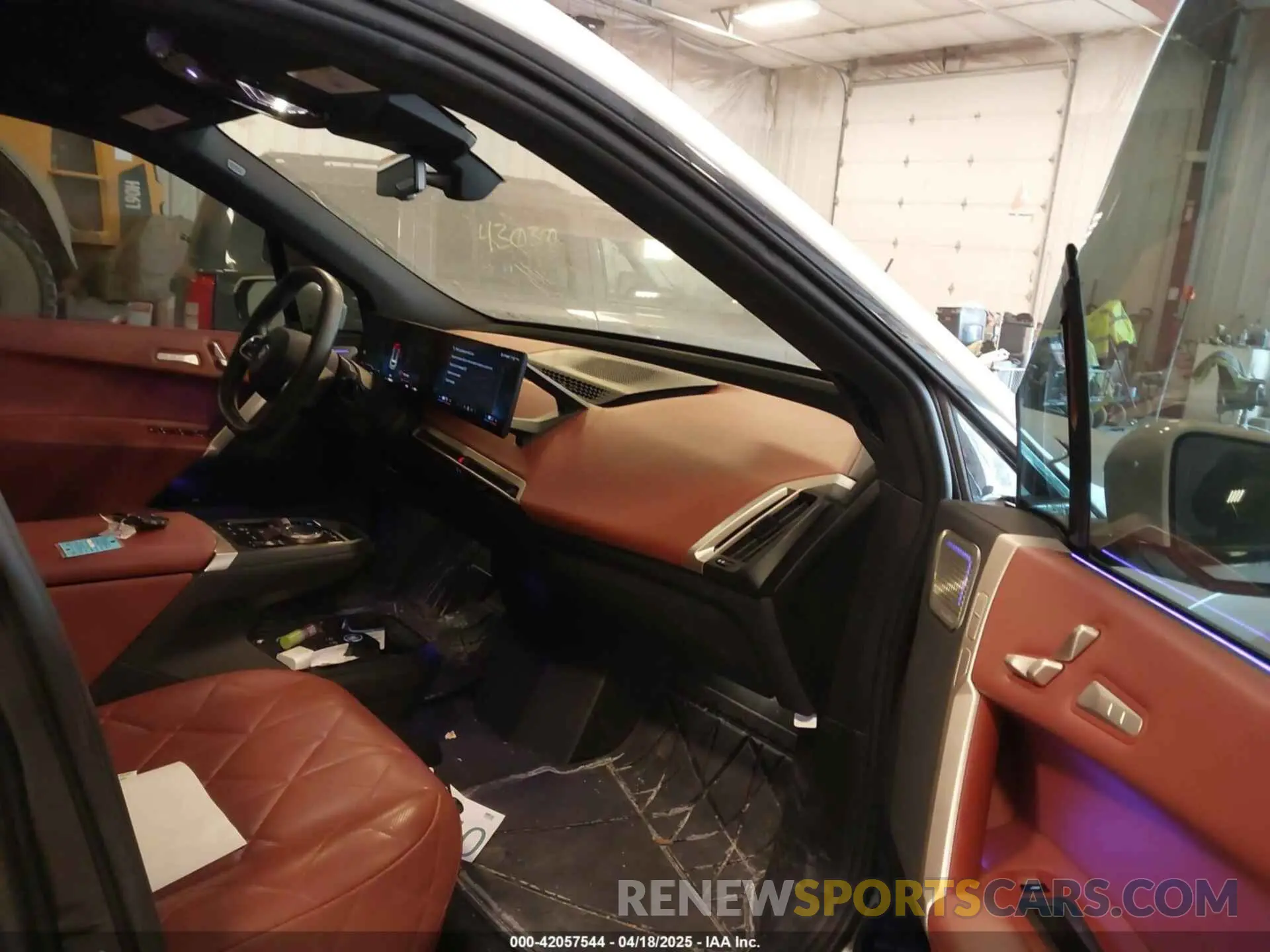 5 fotografías del automóvil dañado WB533CF05RCN46247 BMW IX 2024