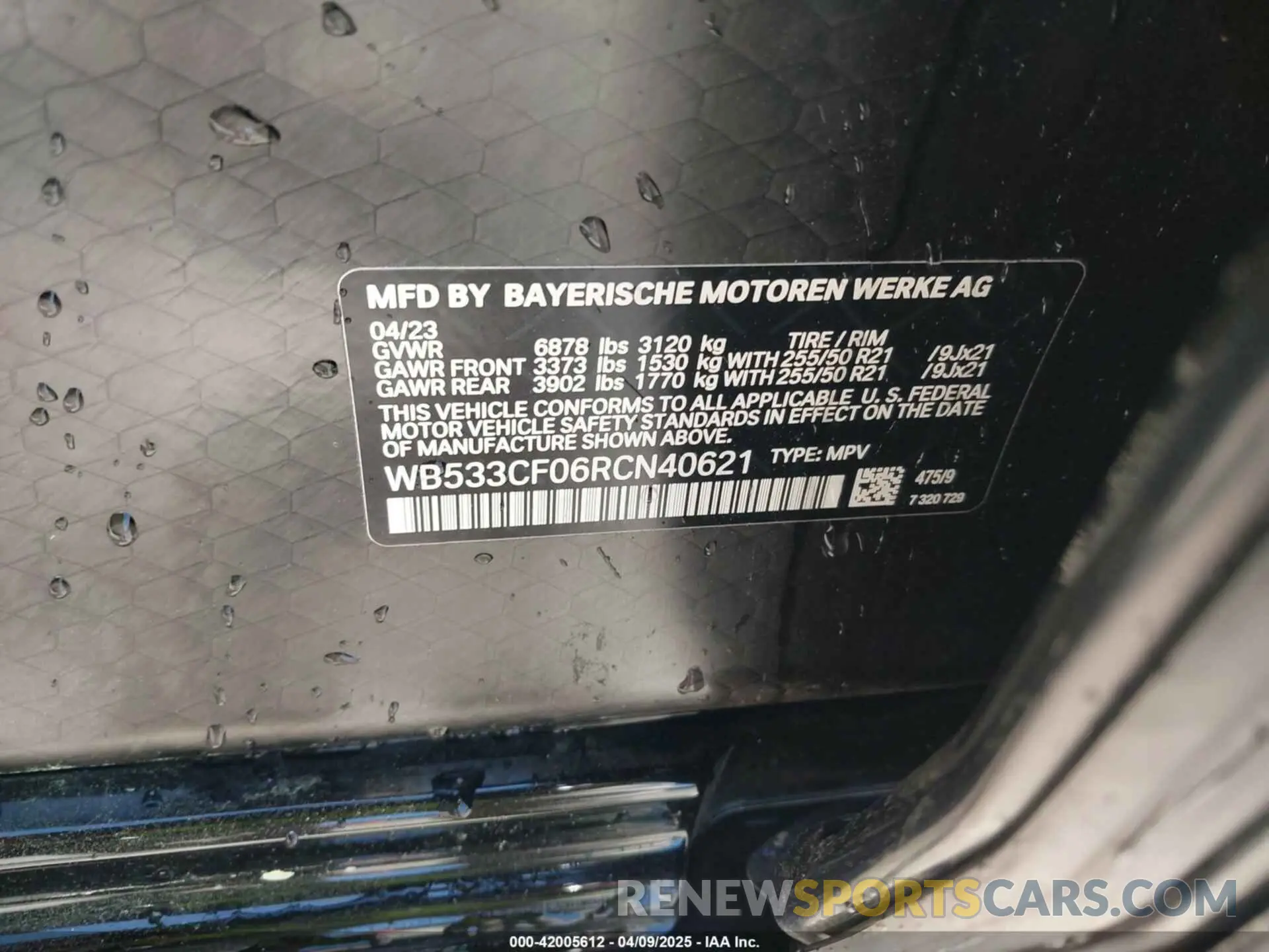 9 fotografías del automóvil dañado WB533CF06RCN40621 BMW IX 2024