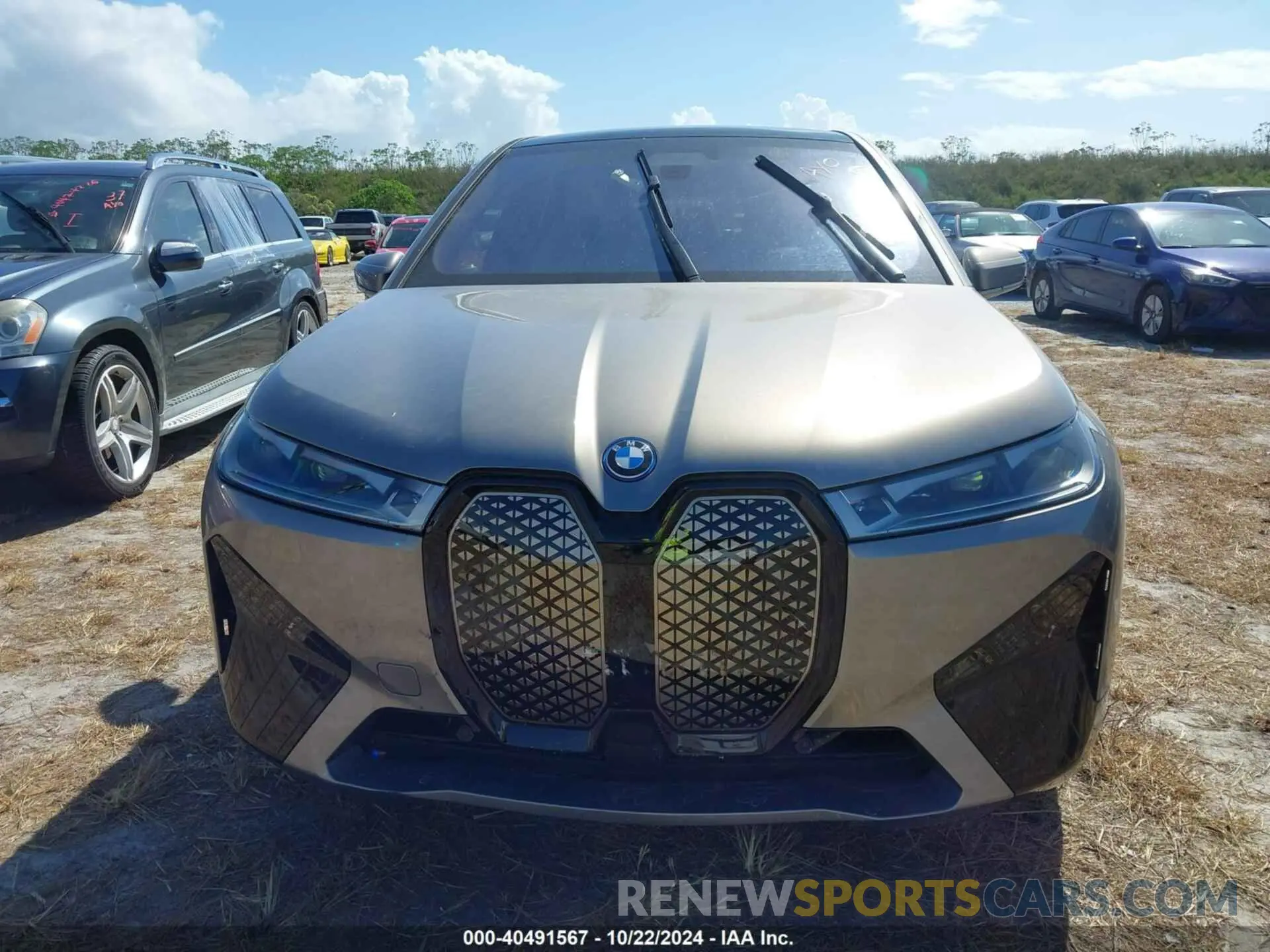 6 fotografías del automóvil dañado WB533CF08RCN81137 BMW IX 2024