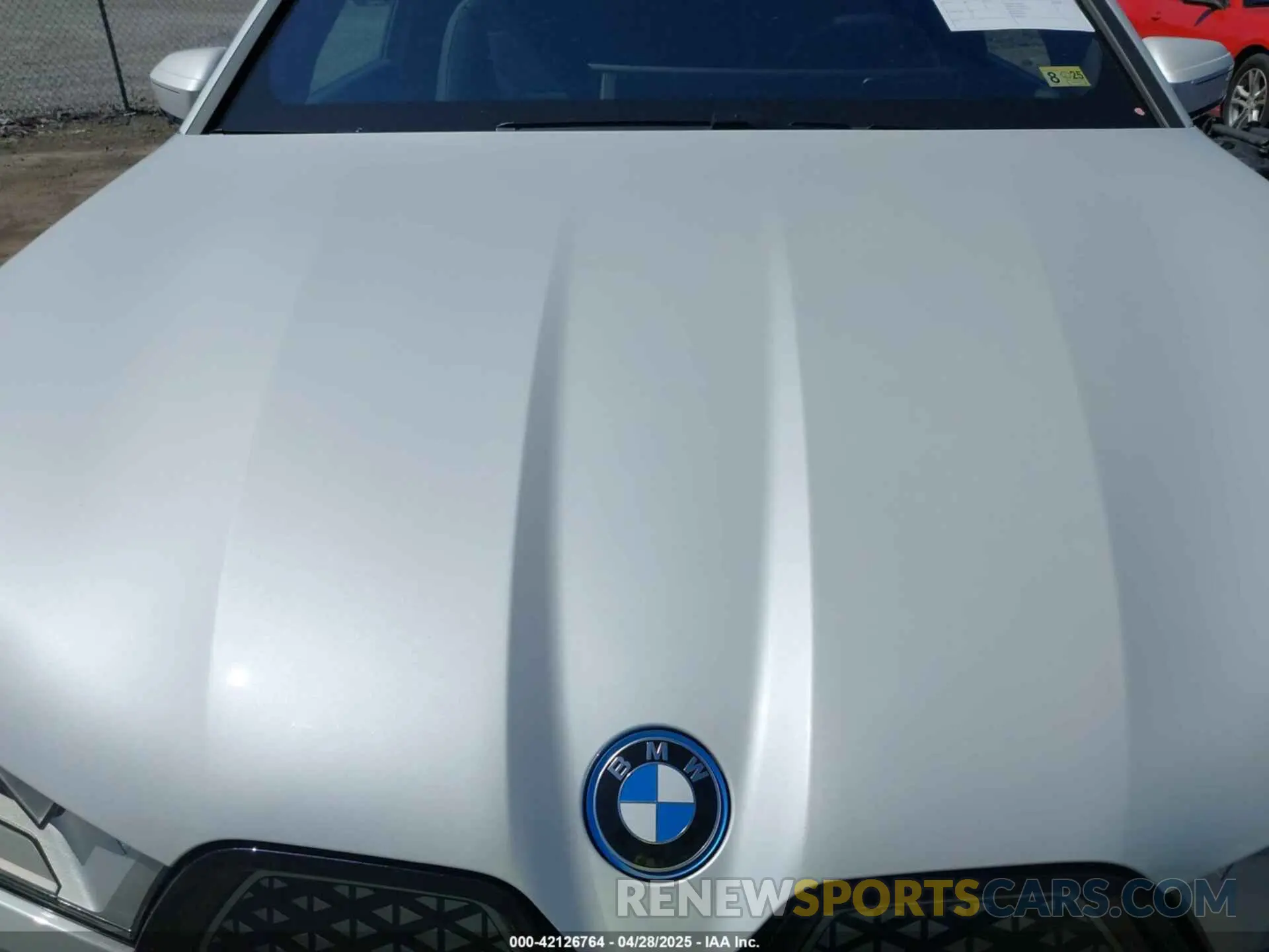 10 fotografías del automóvil dañado WB523CF07SCT03234 BMW IX 2025
