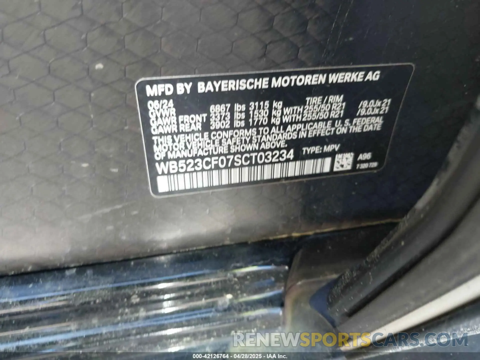 9 fotografías del automóvil dañado WB523CF07SCT03234 BMW IX 2025