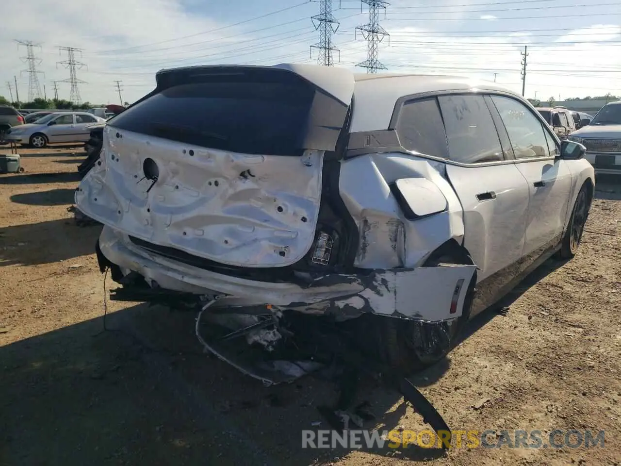 4 fotografías del automóvil dañado WB523CF00NCK30647 BMW IX XDRIVE5 2022