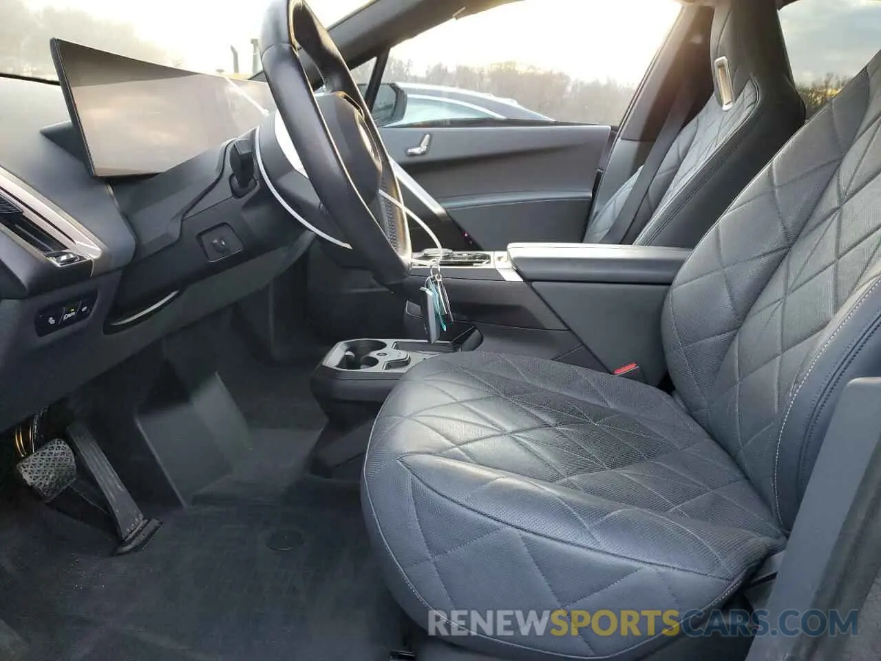 7 fotografías del automóvil dañado WB523CF05NCK62929 BMW IX XDRIVE5 2022