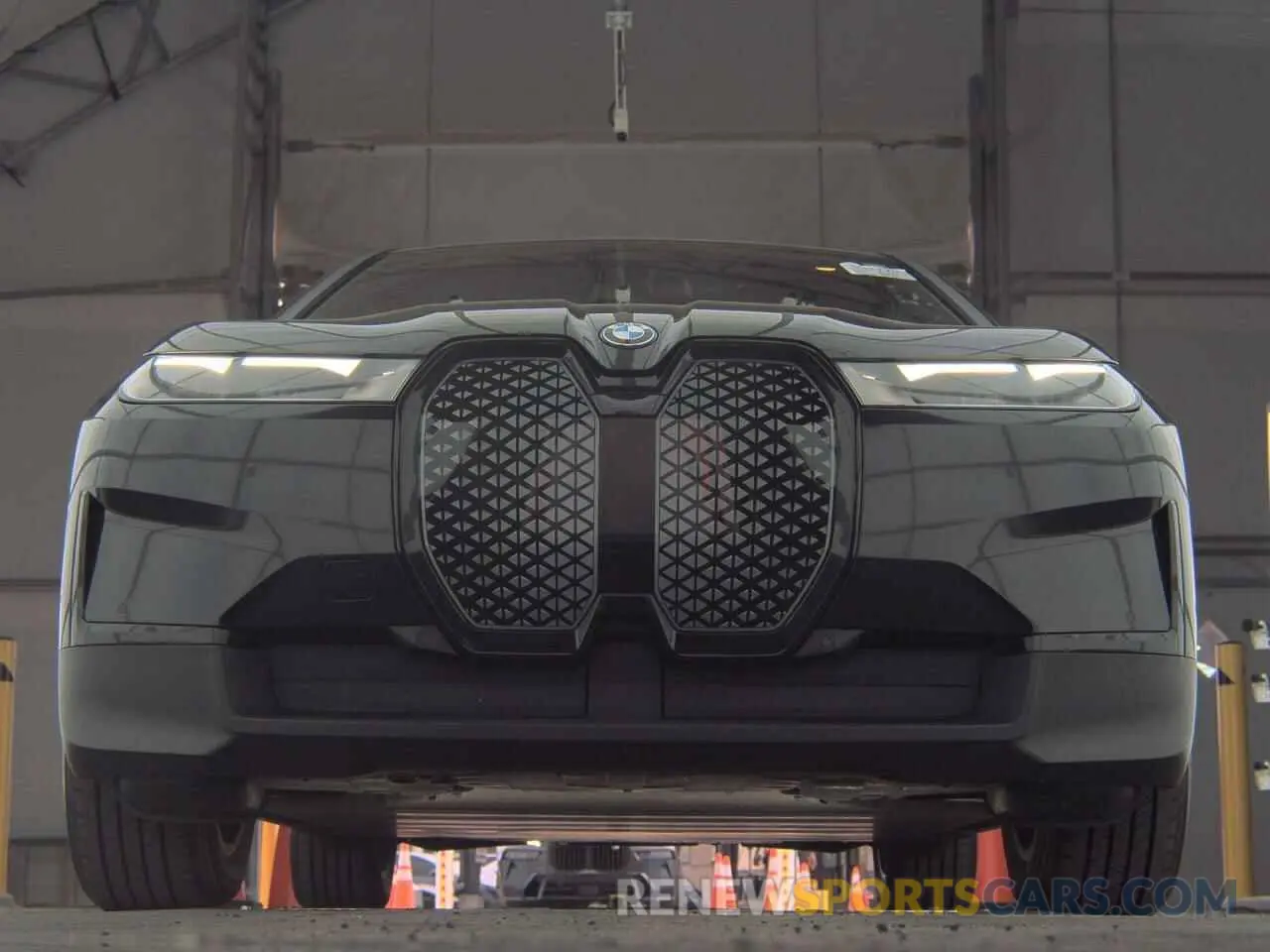 7 fotografías del automóvil dañado WB523CF06NCK54774 BMW IX XDRIVE5 2022