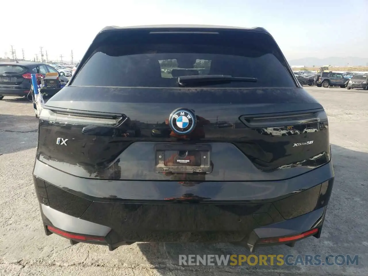 6 fotografías del automóvil dañado WB523CF06NCK55293 BMW IX XDRIVE5 2022