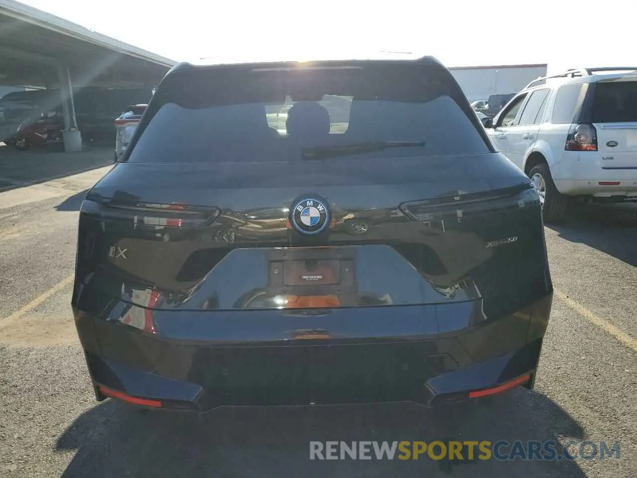 6 fotografías del automóvil dañado WB523CF07NCK45940 BMW IX XDRIVE5 2022