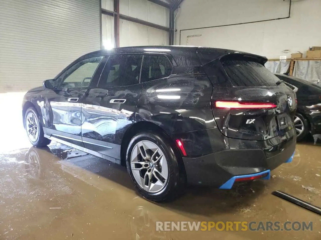 2 fotografías del automóvil dañado WB523CF08NCK62892 BMW IX XDRIVE5 2022