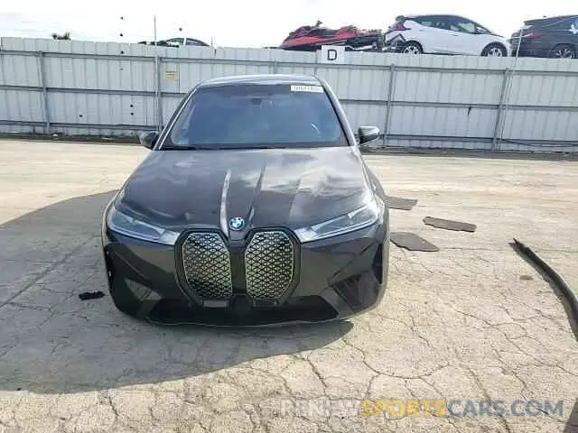 11 fotografías del automóvil dañado WB523CF00RCN44708 BMW IX XDRIVE5 2024