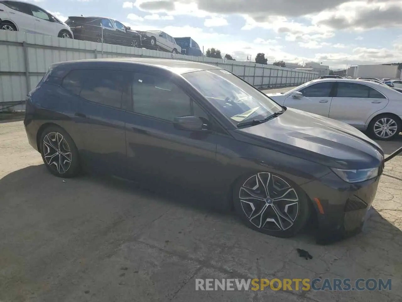 4 fotografías del automóvil dañado WB523CF00RCN44708 BMW IX XDRIVE5 2024