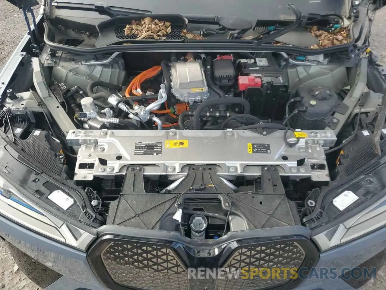 12 fotografías del automóvil dañado WB523CF04RCN04874 BMW IX XDRIVE5 2024