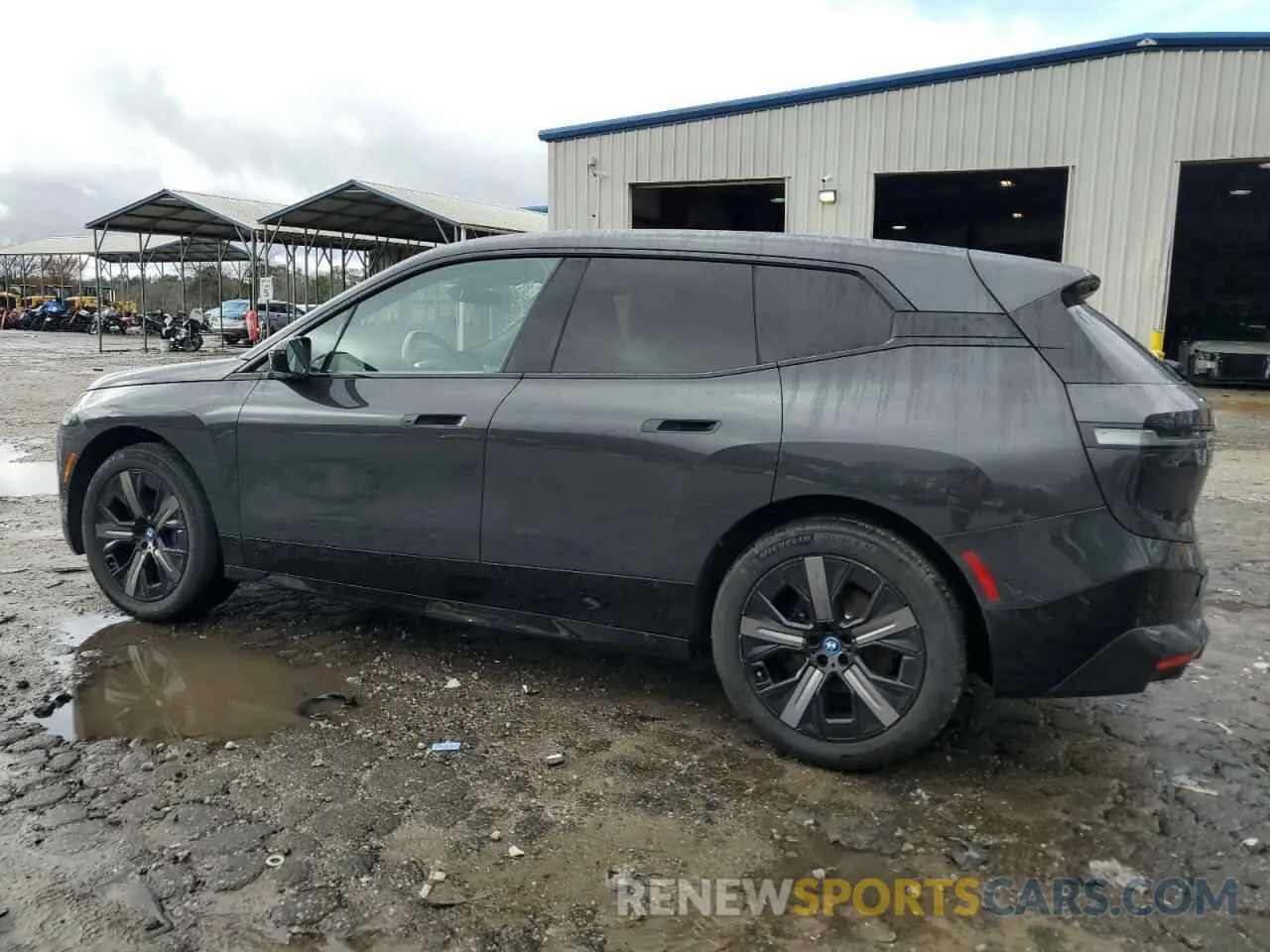 2 fotografías del automóvil dañado WB523CF05RCN12790 BMW IX XDRIVE5 2024
