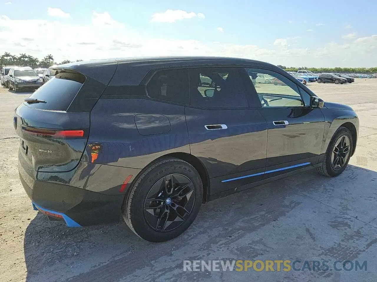 3 fotografías del automóvil dañado WB523CF05RCS00114 BMW IX XDRIVE5 2024
