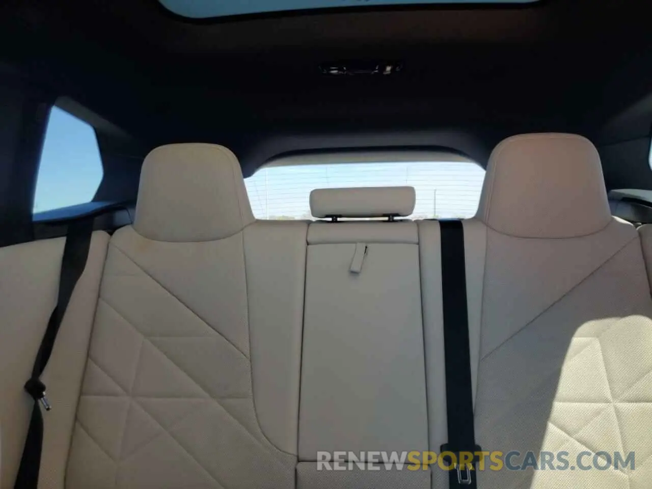 10 fotografías del automóvil dañado WB523CF07RCP25403 BMW IX XDRIVE5 2024