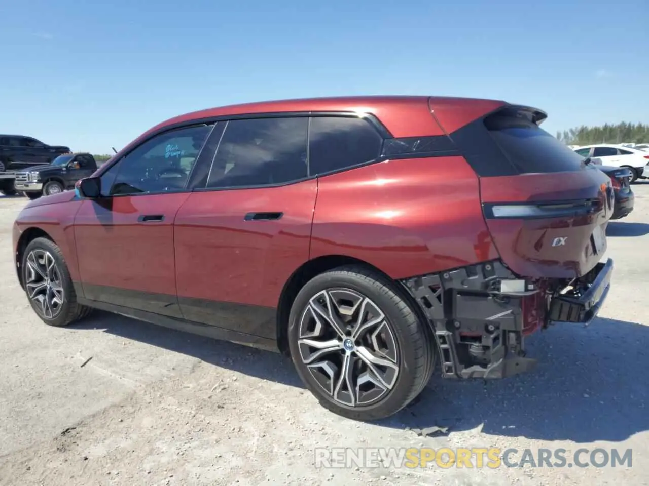 2 fotografías del automóvil dañado WB523CF07RCP25403 BMW IX XDRIVE5 2024