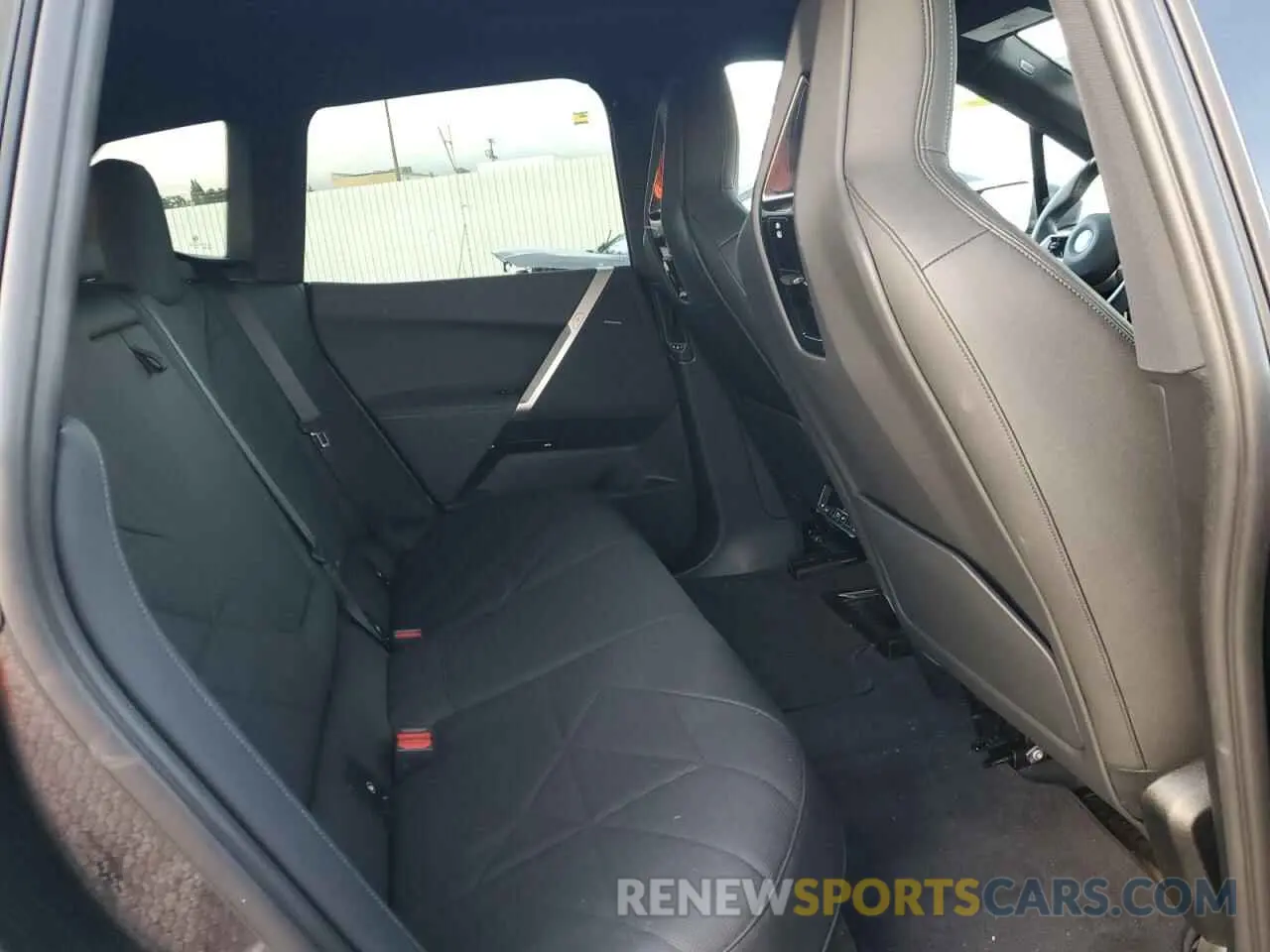 11 fotografías del automóvil dañado WB523CF07RCP34411 BMW IX XDRIVE5 2024