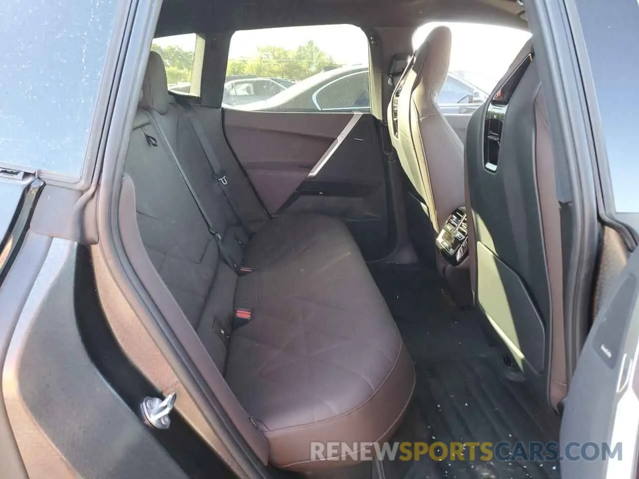 11 fotografías del automóvil dañado WB523CF08RCN93106 BMW IX XDRIVE5 2024