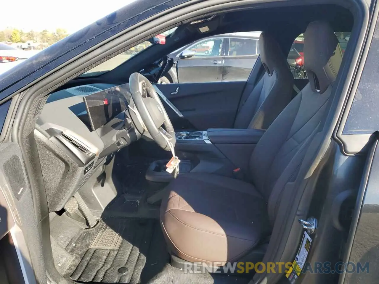 7 fotografías del automóvil dañado WB523CF08RCN93106 BMW IX XDRIVE5 2024