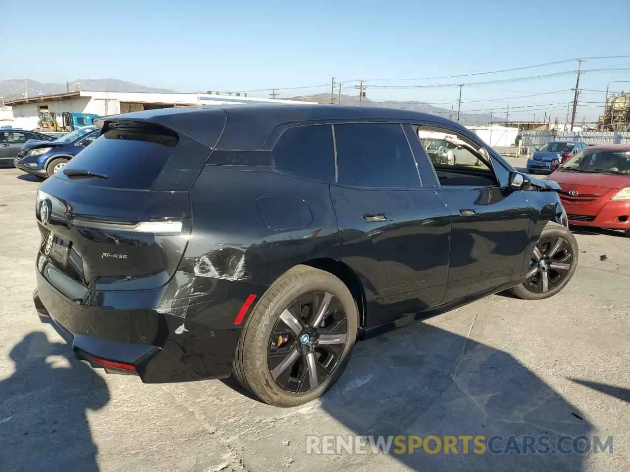 3 fotografías del automóvil dañado WB523CF08RCR85731 BMW IX XDRIVE5 2024