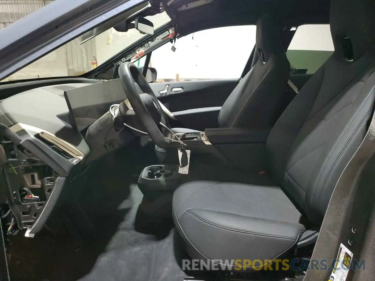 7 fotografías del automóvil dañado WB523CF0XRCP21815 BMW IX XDRIVE5 2024