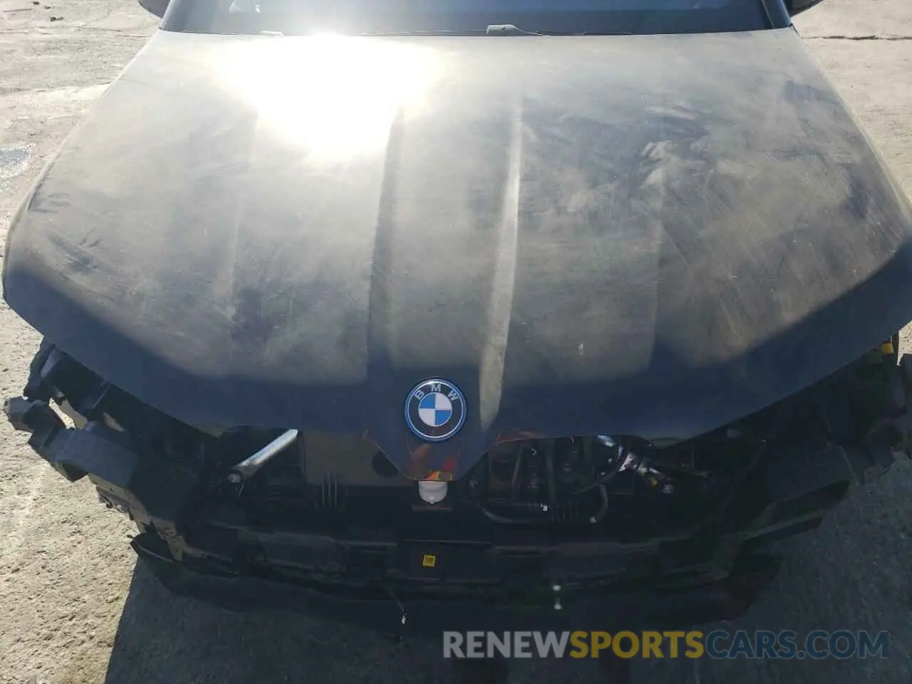 12 fotografías del automóvil dañado WB523CF0XRCR82457 BMW IX XDRIVE5 2024
