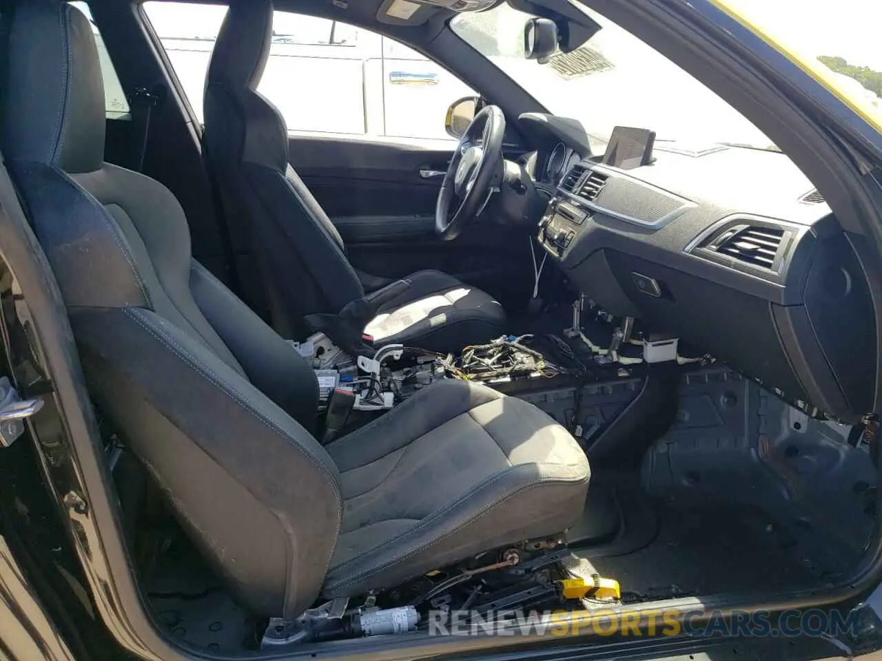 5 fotografías del automóvil dañado WBS2U7C01L7E49132 BMW M2 2020