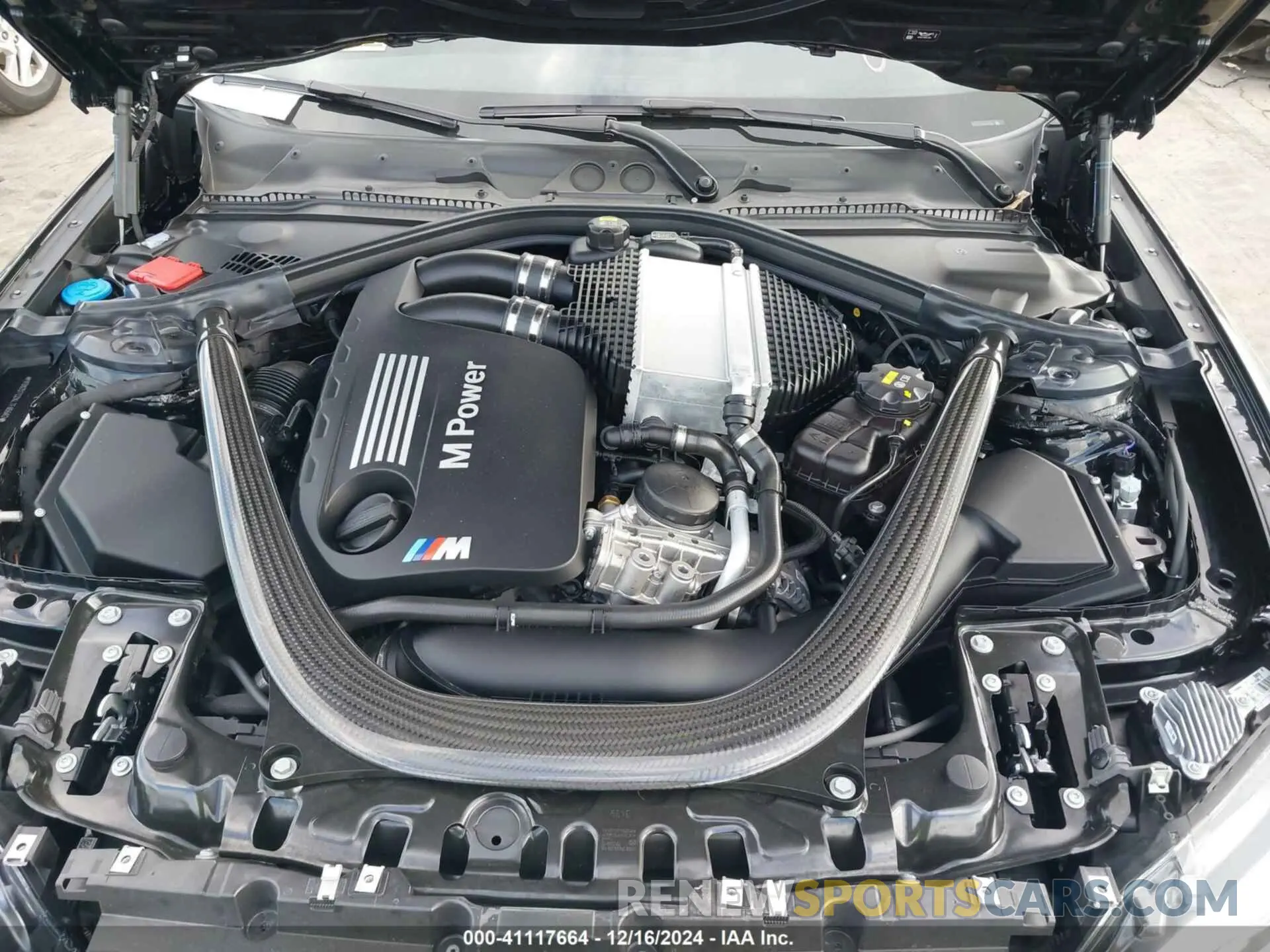 10 fotografías del automóvil dañado WBS2U7C0XL7F85582 BMW M2 2020