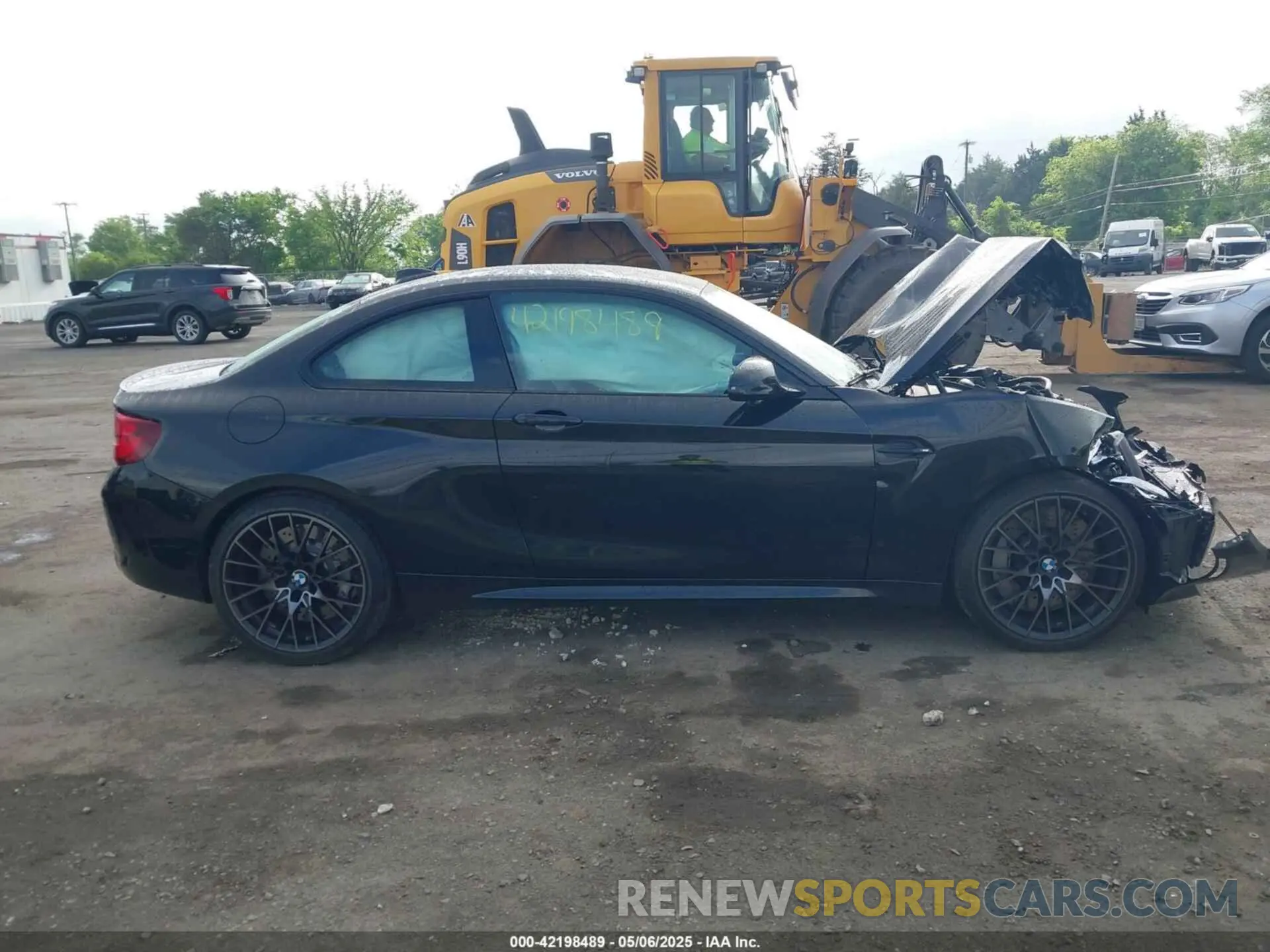 14 fotografías del automóvil dañado WBS2U7C00M7J64095 BMW M2 2021
