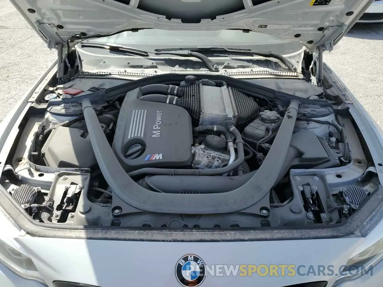 12 fotografías del automóvil dañado WBS2U7C03M7H79498 BMW M2 2021